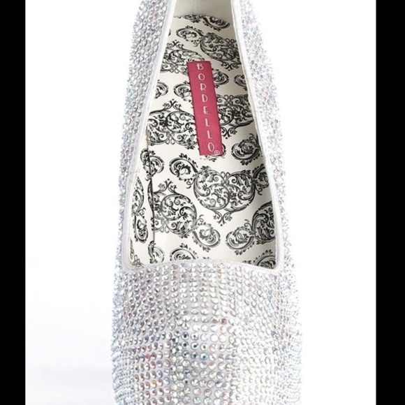 TEEZE-06R SILVER SATIN-IRIDESCENT RHINESTONE PLATFORM PUMPS STRIPPER HEELS - Picture 3 of 3